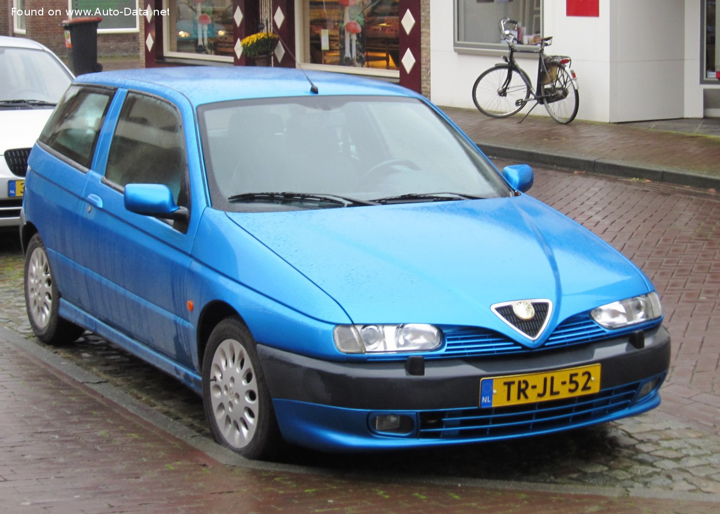 1996 Alfa Romeo 145