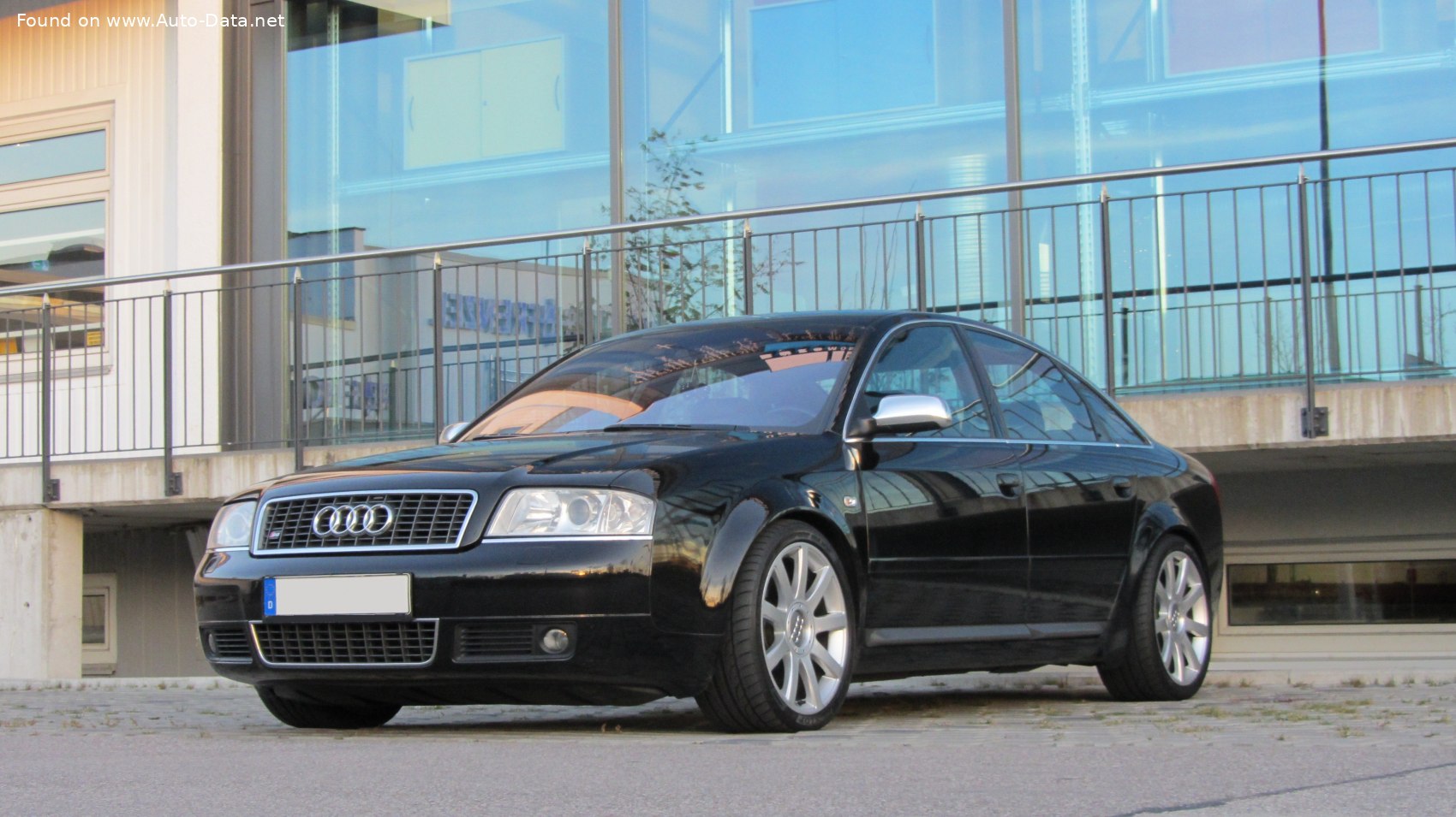 2000 Audi S6