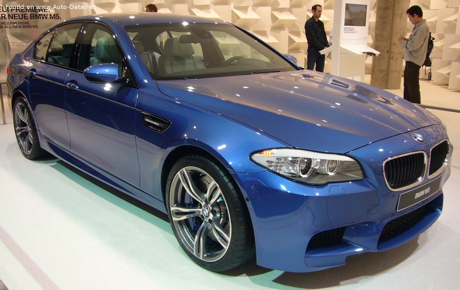 2011 BMW M5