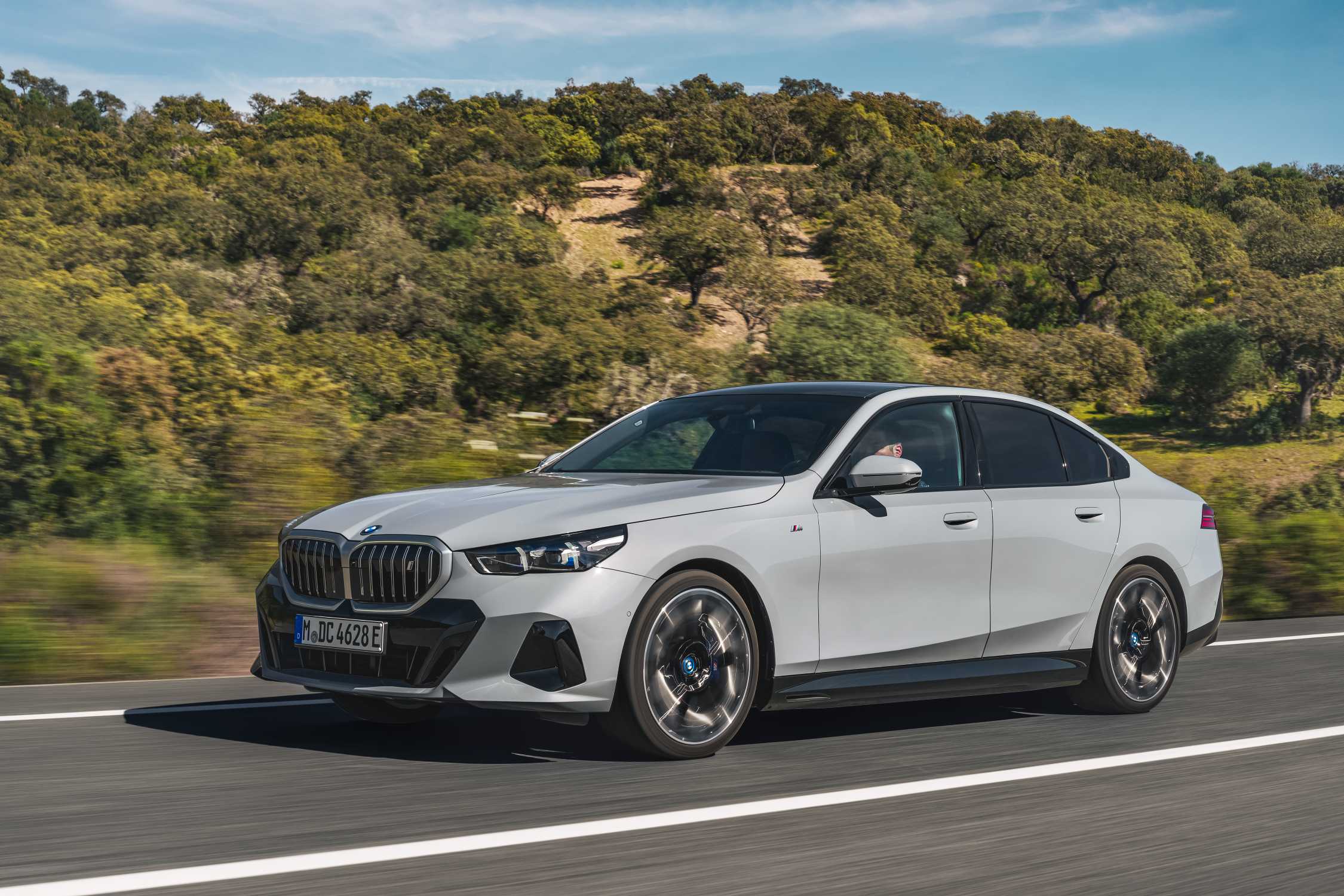 BMW i5 2025