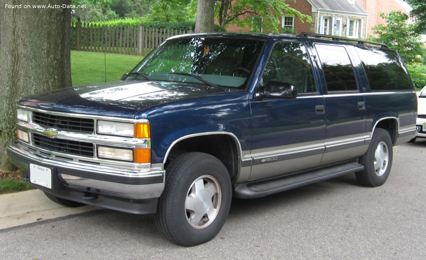 Chevrolet Suburban 1996