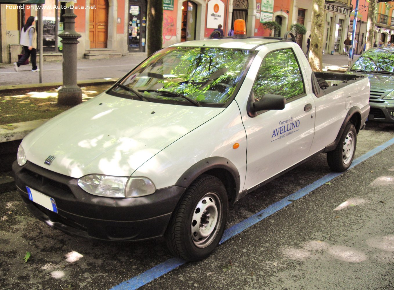 2000 Fiat Strada