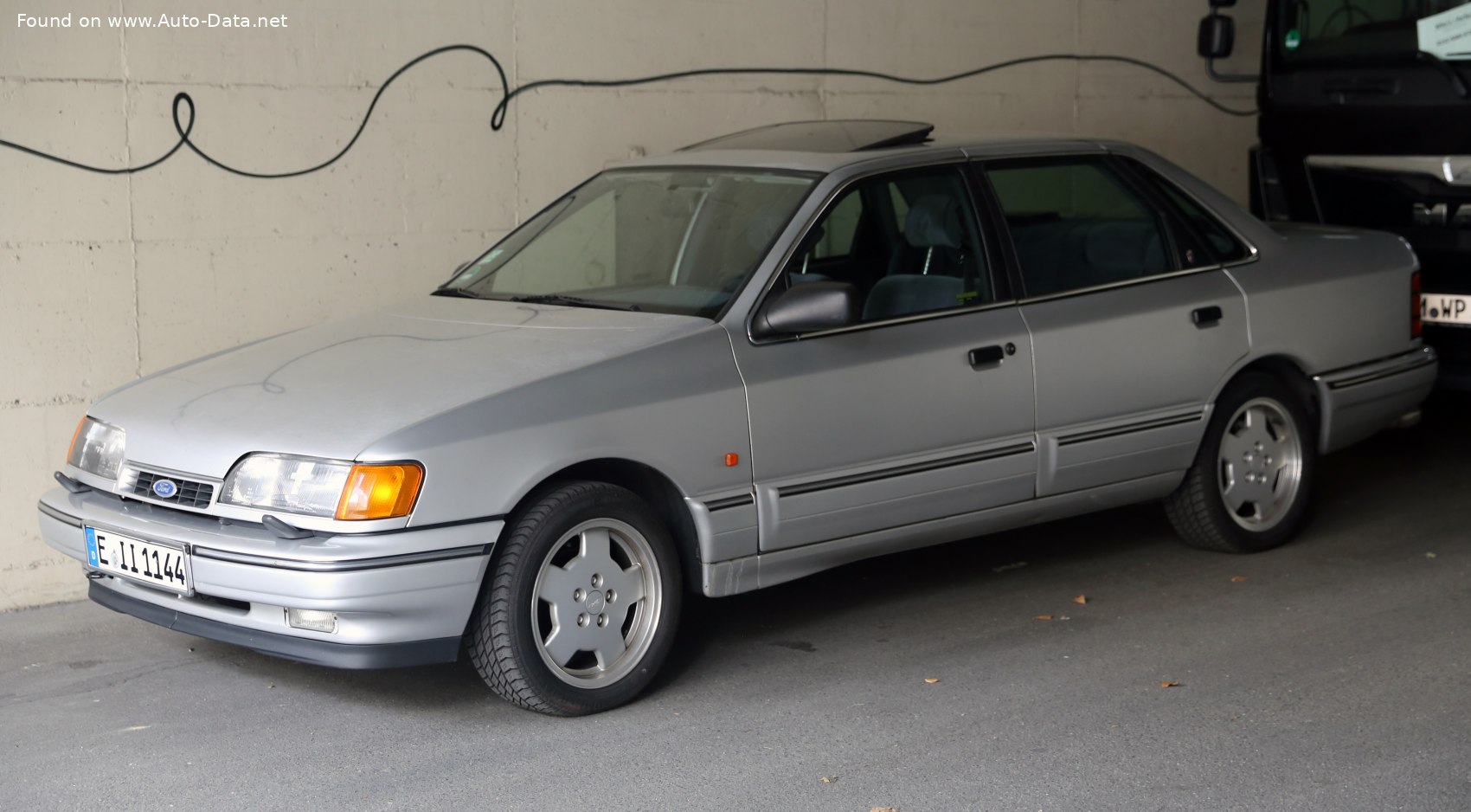 1987 Ford Scorpio