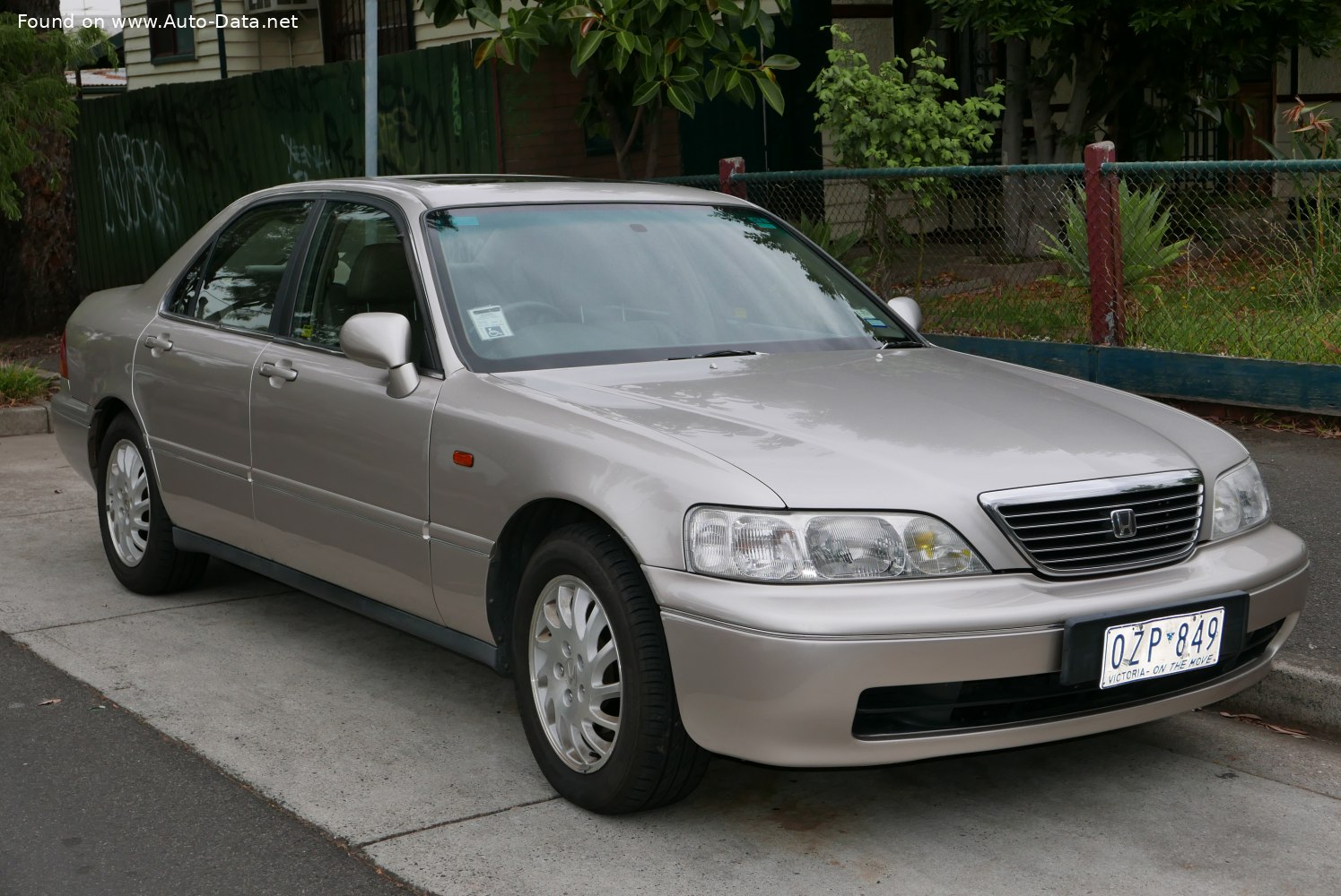 2000 Honda Legend