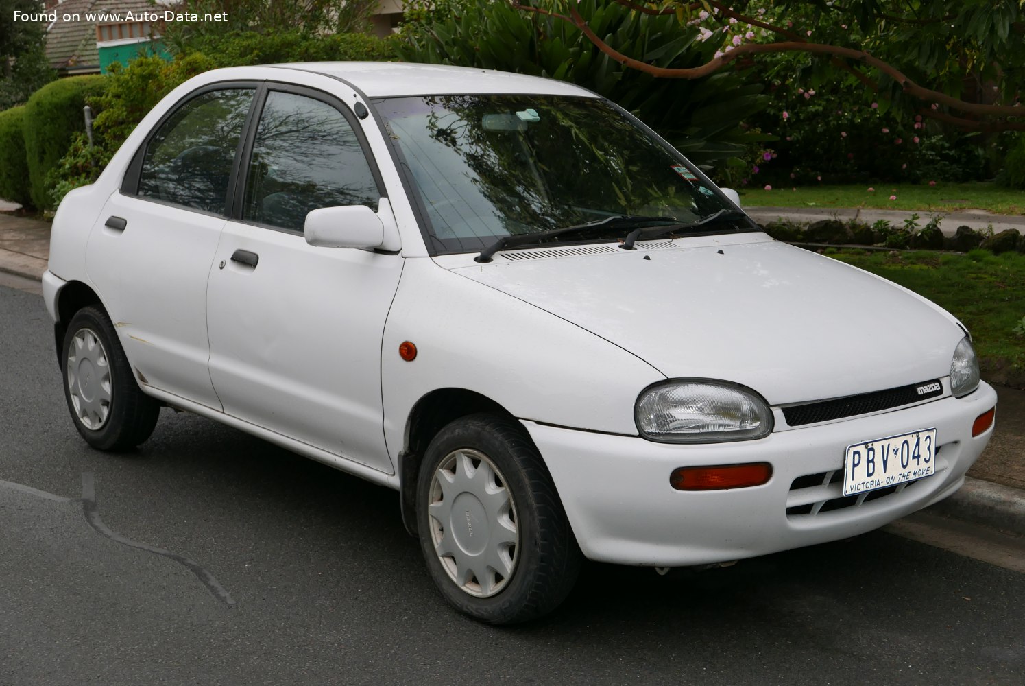 1994 Mazda 121