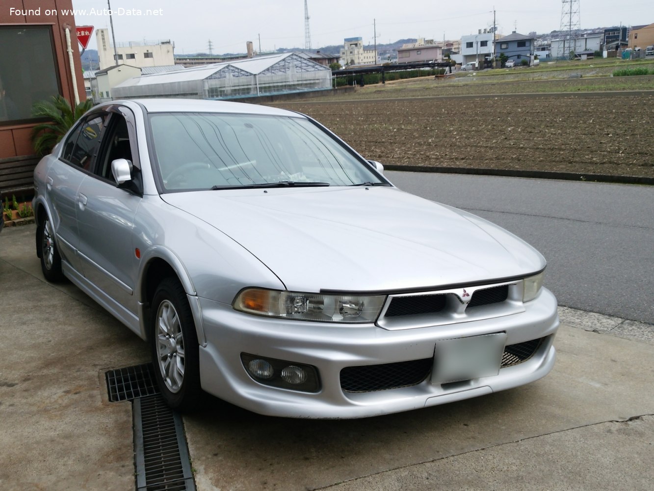 Mitsubishi Aspire 1999