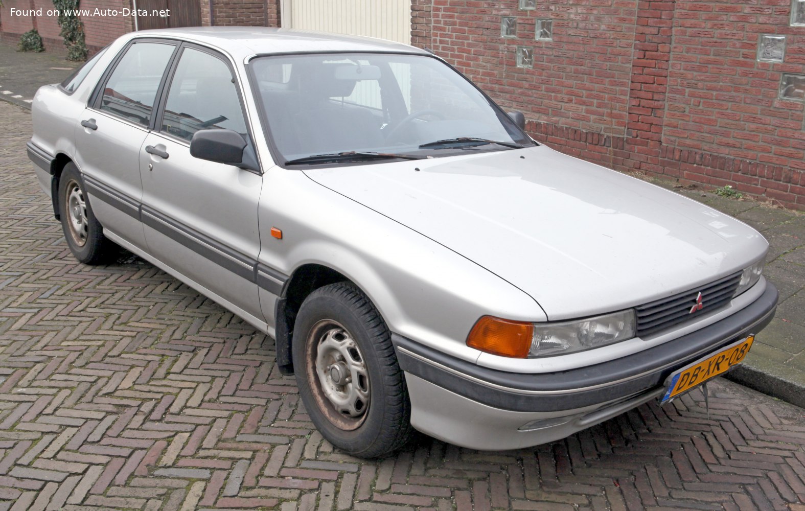 Mitsubishi Galant 1989