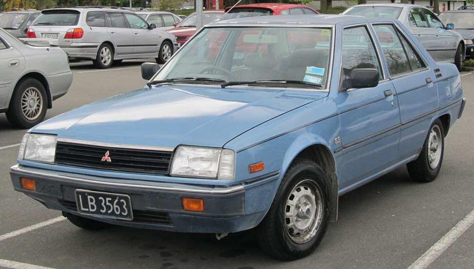 Mitsubishi Tredia 1984