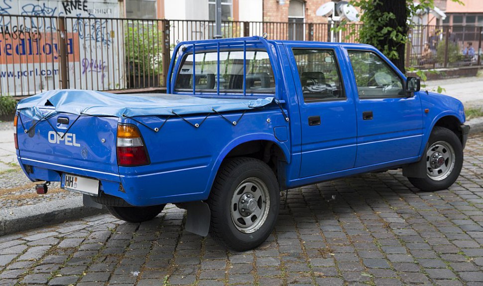 2000 Opel Campo