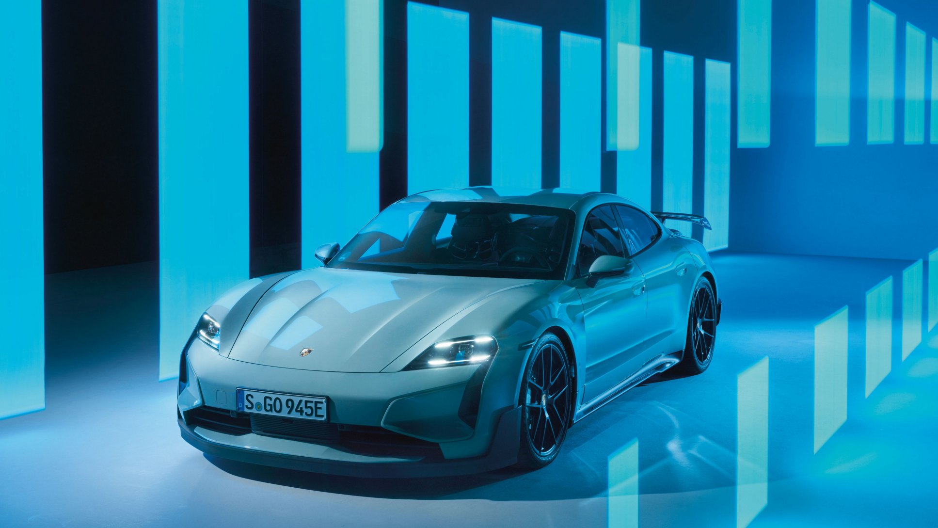 Porsche Taycan 2026