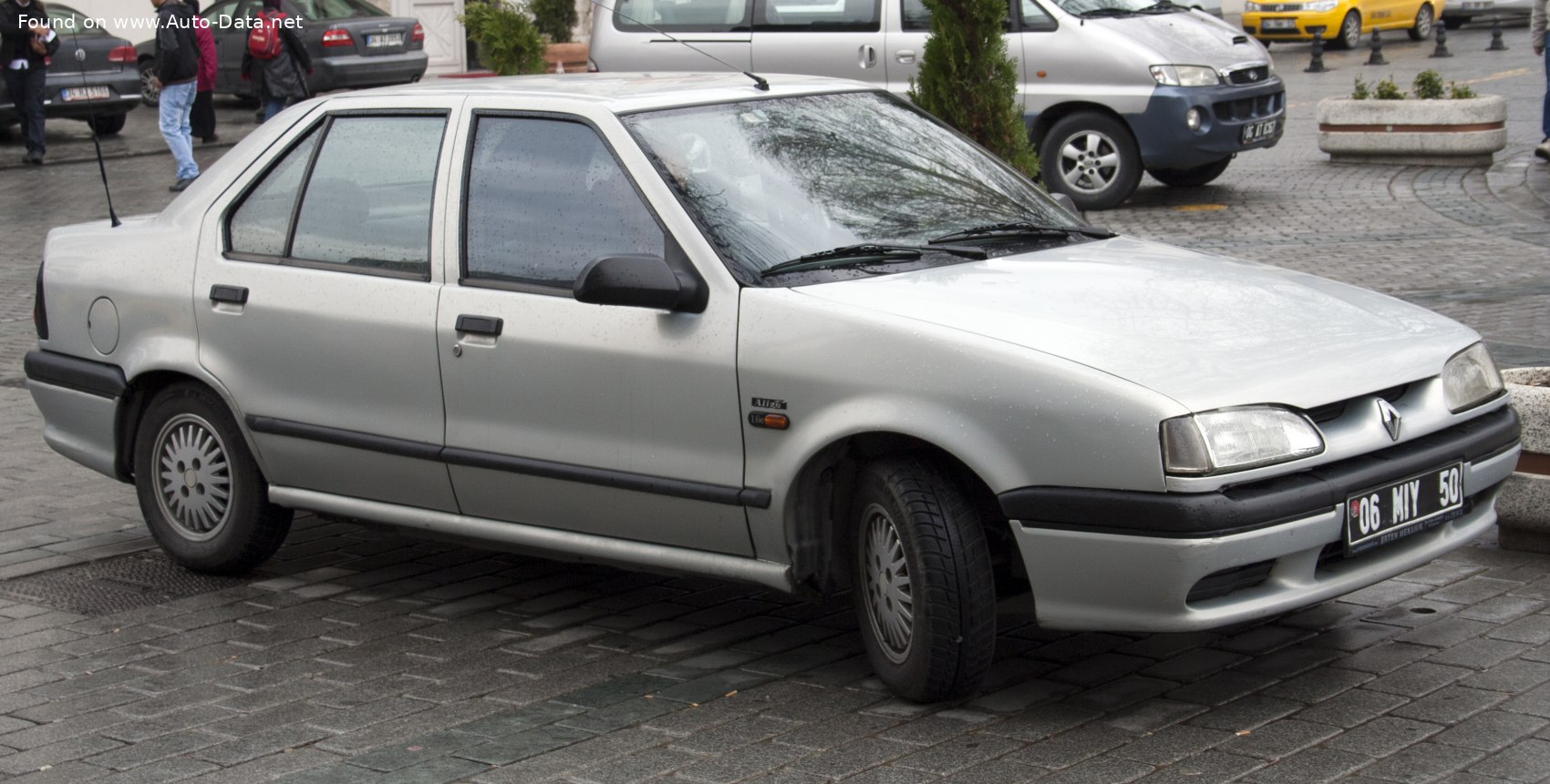 2000 Renault 19