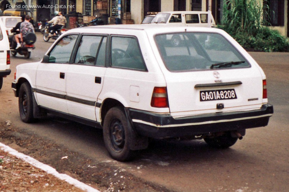 2000 Tata Estate