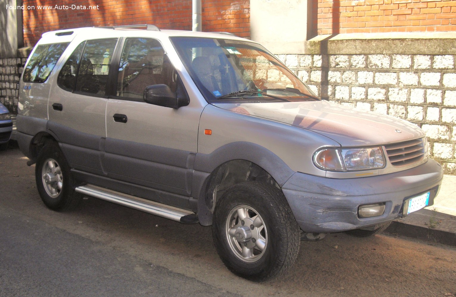 2003 Tata Safari