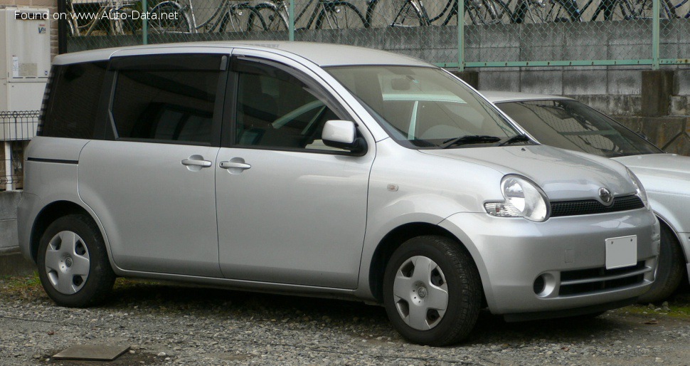 2004 Toyota Sienta