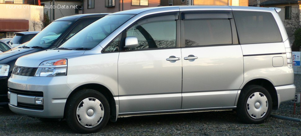 2001 Toyota Voxy
