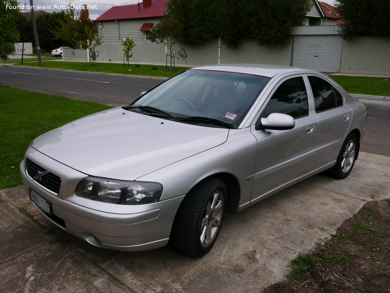 2004 Volvo S60