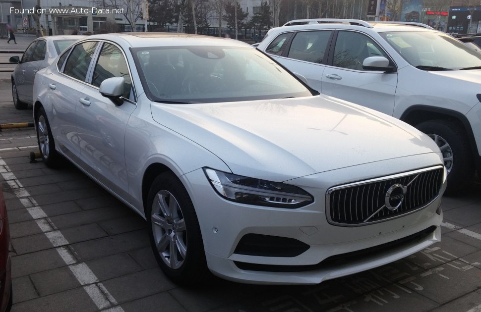 2016 Volvo S90