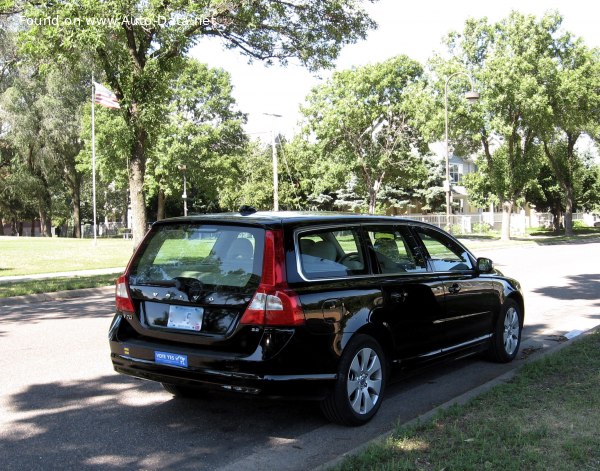 2011 Volvo V70